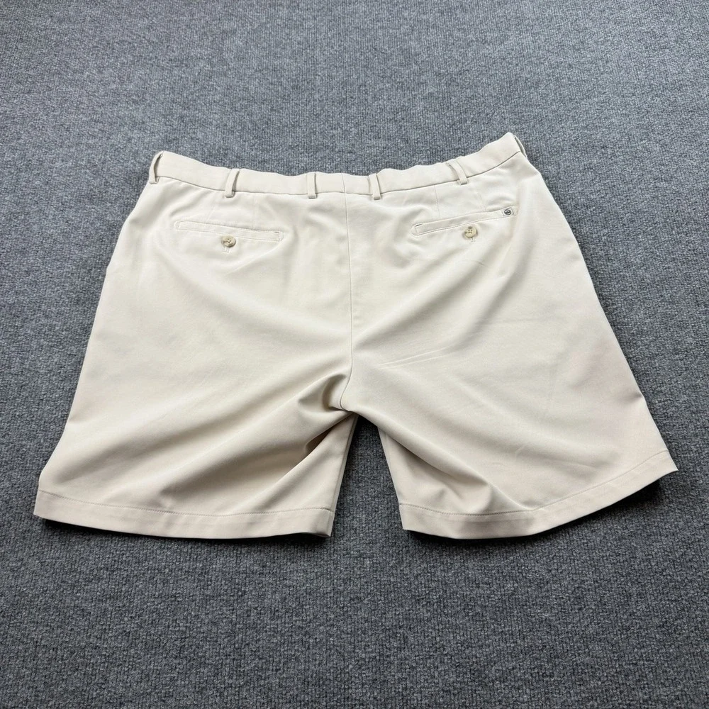 Peter Millar Men's‎ Golf Shorts Beige Performance Stretch Size 40 Flat Front
